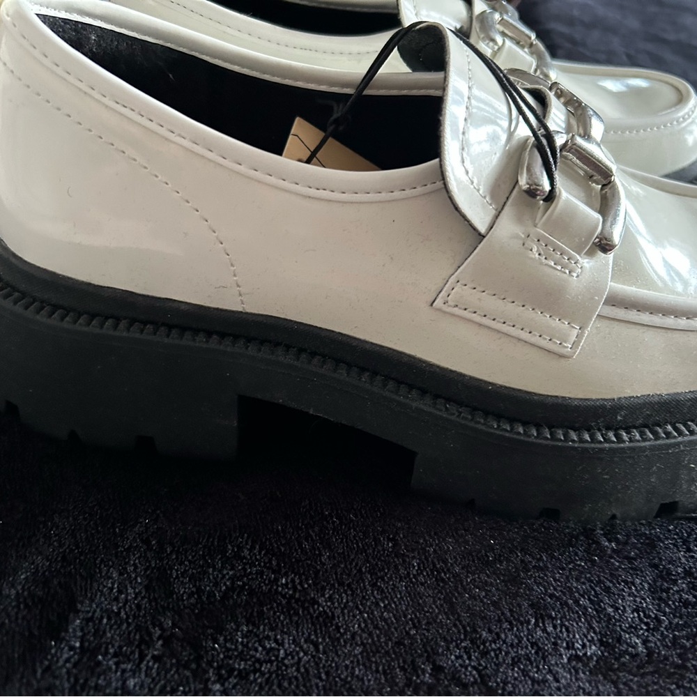 Elegant Cream Loafers with Black Soles